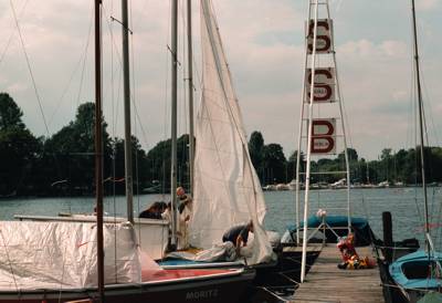 Bootssteg der Segel-Schule-Berlin an der Oberhavel
