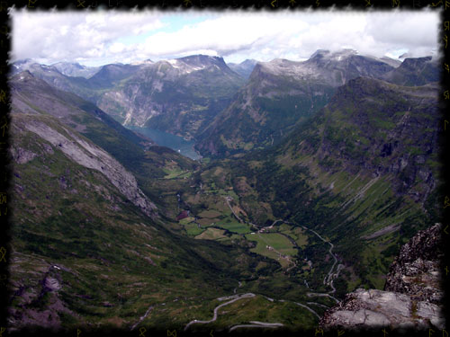 Ausblick vom Dalsnibba nach Geiranger