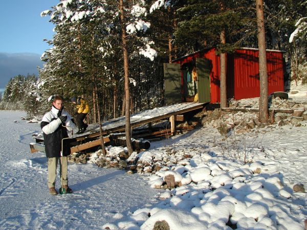 Sascha und Arian am Vikarsjn/Ljusnan - Bootshaus Hgkllstorpet