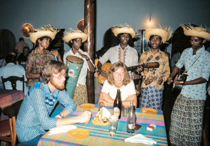 Rolf & Regina Im Hotelrestaurant mit Band